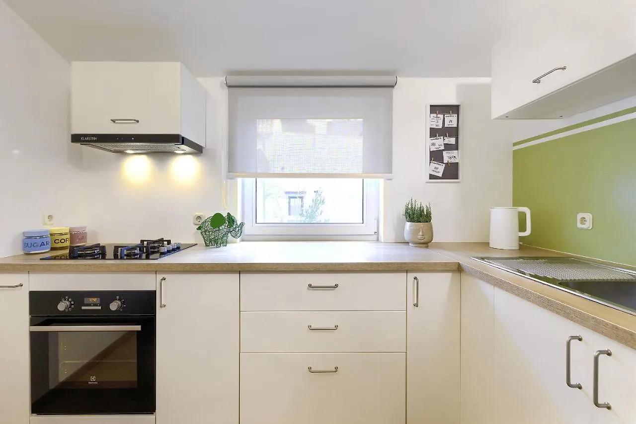 Apartment Homestay Pula